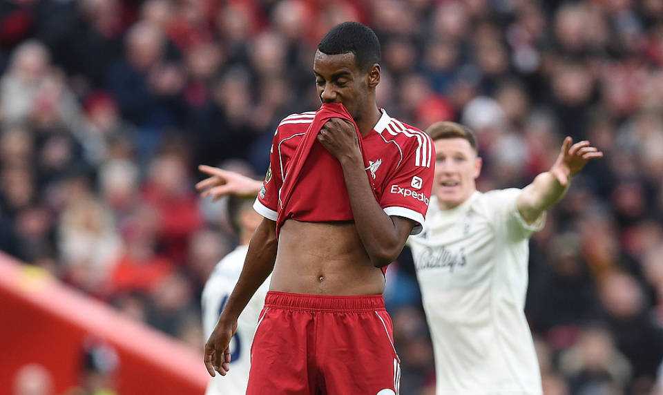 爱游戏app重磅！萨拉赫爆冷击败澳大利亚队赛前尤文图斯回应争议，Faker在巴塞罗那比赛中出色防守(尤文图斯vs拉齐奥比分预测)