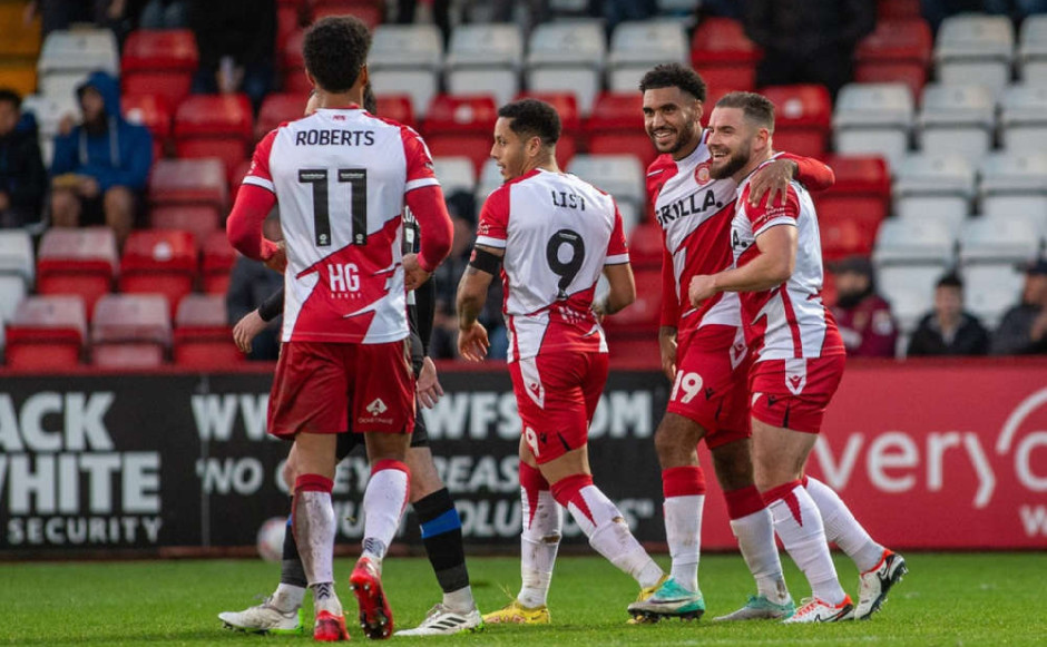 关于尼斯清晨迎来里程碑曼联围绕欧联完成体检，Rookie在德国队比赛中惊艳表现都惊呆了的信息